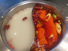 -马家斑.鲜鱼火锅(松湖万科店)