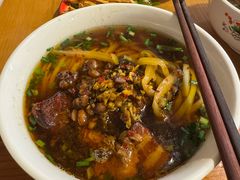 -矮子粉店1985·长沙米粉(湘春路店)