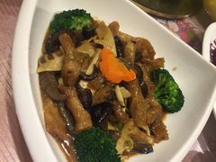 -骏莱海鲜鱼港(五角场店)