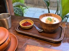 -银米·云南传统过桥米线(双廊黑金冠店)