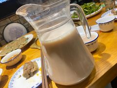 -一群羊手扒肉·火锅·早茶(远东公寓店)