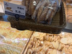 -昆明冠生园·蛋糕·面包(南强街店)