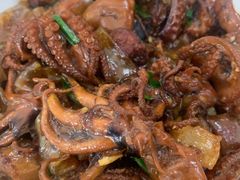 八爪鱼炖肉-百味饺子城•海鲜家常菜(秦皇岛店)