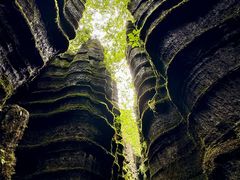 -梭布垭石林景区