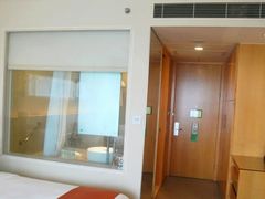-上海浦东康桥绿地假日酒店