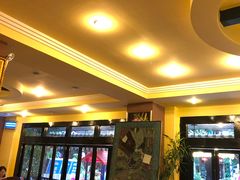 -刘姐啤酒鱼民族演艺餐厅(西街总店)