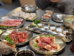 -围炉肉舍丹东海鲜烤肉·烤活鳗(步行街店)