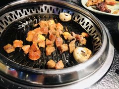 -釜御山海鲜烤肉火锅自助(新城市中心店)