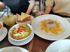 -Old House Restaurant