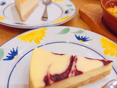 浓郁蓝莓乳酪蛋糕-萨莉亚意式餐厅(天河城购物中心店)