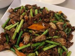 -嘉丰湘菜馆(芳群园店)