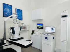 -GOOMI久米眼镜·蔡司·依视路·明月官方授权店(龙德紫金店)