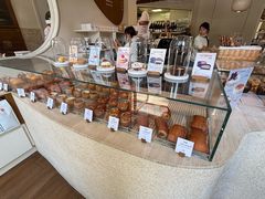 -VERIE BAKEHOUSE