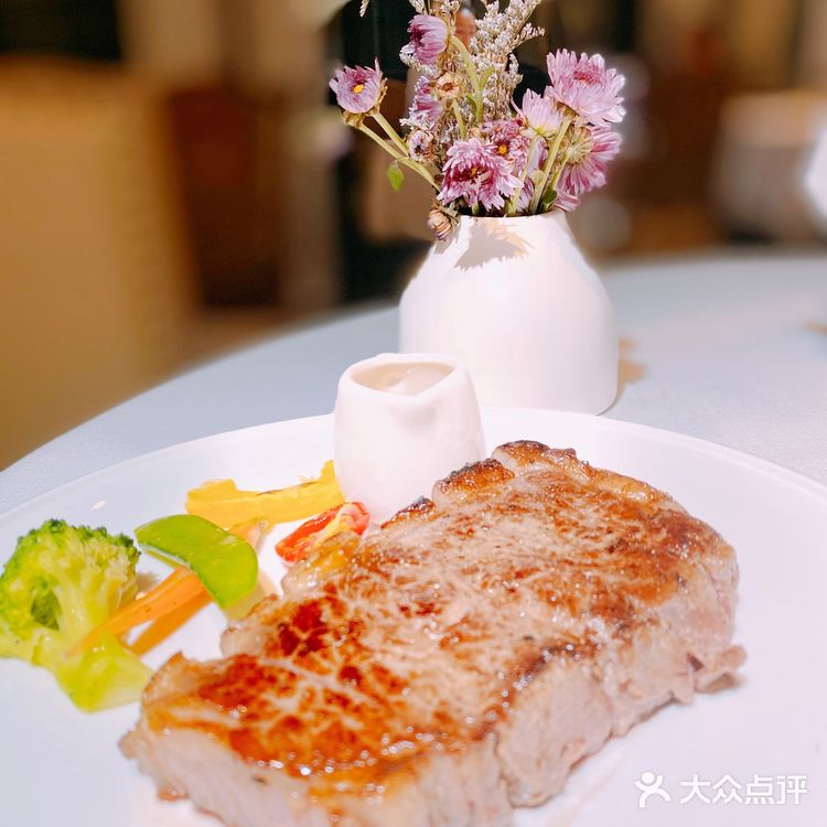 闹中取静,完美法餐