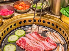 -蚂蚁洞·烤肉大营地(上海静安大悦城店)