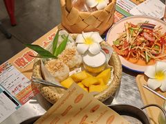 -小小集渔·泰式大排档(太古里香槟店)