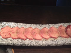 -金柚子韩国烤肉(威宁路店)