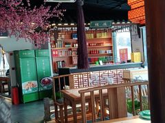 大堂-荷塘秋月·本帮江浙菜(国权路店)