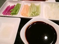 -老街坊美食汇(玉兰大街店)