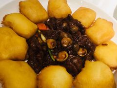 脆皮鲜奶拼蚝油牛肉-和记小菜(七宝店)