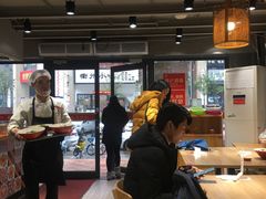 大堂-牛吃草牛杂面(天一店)