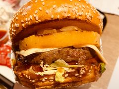 -The Habit Burger Grill 哈比特汉堡(复兴soho店)