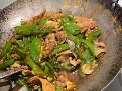 -费大厨辣椒炒肉(高铁吾悦广场店)