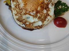 咖喱牛肉饭-小白桦西餐厅