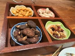 -梅间堂茶馆(绿地缤纷城店)