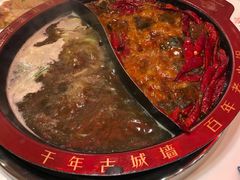 -重庆古城墙火锅(贵阳店)