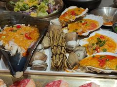 -围炉肉舍•炭烤活鳗•丹东海鲜烤肉(步行街店)