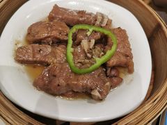 -钟书阁(群光广场店)