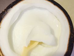 -志龙皇冠吃货椰子铺