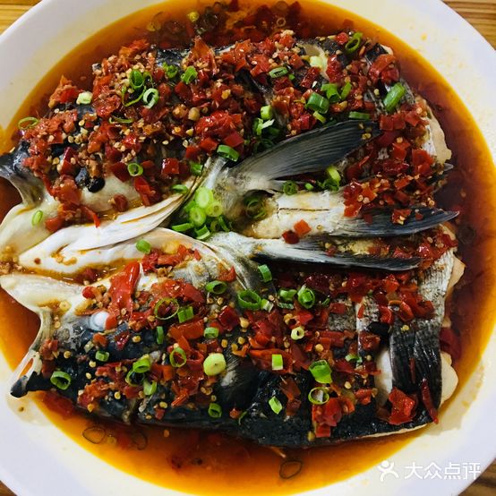 厚味鱼头王烤骨头(世茂诺沙湾店)