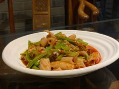 -张大胡子鱼头火锅酒楼(长益路店)