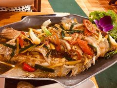 -两兄弟Song Pee Nong(2号店)