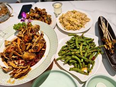 -嗨辣小聚·盘锦河蟹·海鲜烧烤龙虾(盘锦十年好店)