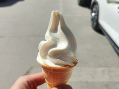 -古老冰山特色冰淇淋店(艾提尕尔店)