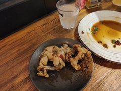 辣卤牛蛙-十面欢腾·海鲜面·台式Bistro(长乐路店)