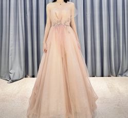 -MISS MIA 婚纱品牌馆