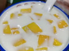 芒果椰汁西米露凉粉-五条人糖水铺(武林总店)