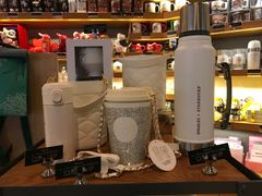 -星巴克(大宁店)