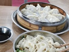 -清真老铁家灌汤包