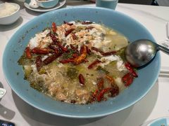 姚姚酸菜鱼（中份）-姚姚酸菜鱼·金戈戈香港豉油鸡(喜荟城联名店)