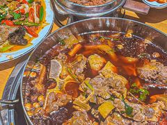 -大众跷脚牛肉馆·非遗传承单位(峨眉山店)