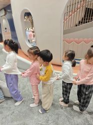 -奈尔宝家庭中心·亲子餐厅(鄞州万达店)