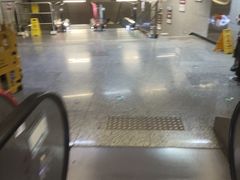 -红土地(地铁站)