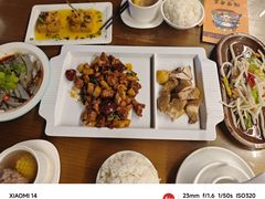 -隔壁老王·家常云南菜(花巷店)