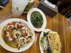 -两兄弟Song Pee Nong(2号店)