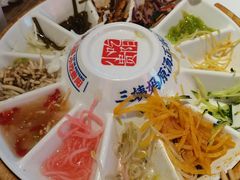 -怪噜范·老贵阳街头名小吃(鸿通城店)